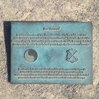 Gedenkplatte am Omaha-Beach